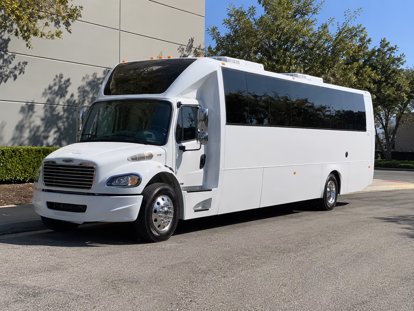 corporate party bus rental