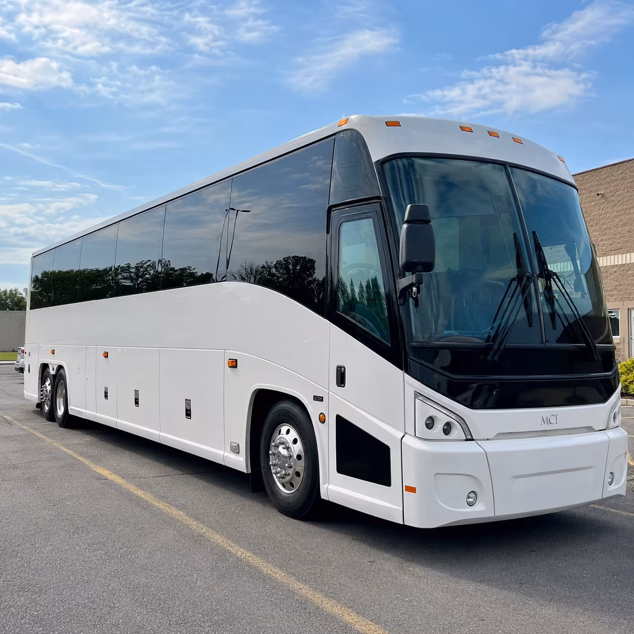 lax charter bus transfers for santa maria groups heading south on us 101