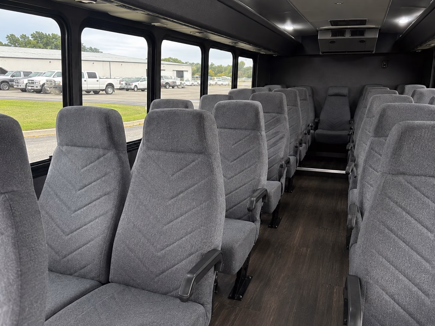 santa maria 15 passenger minibus interior