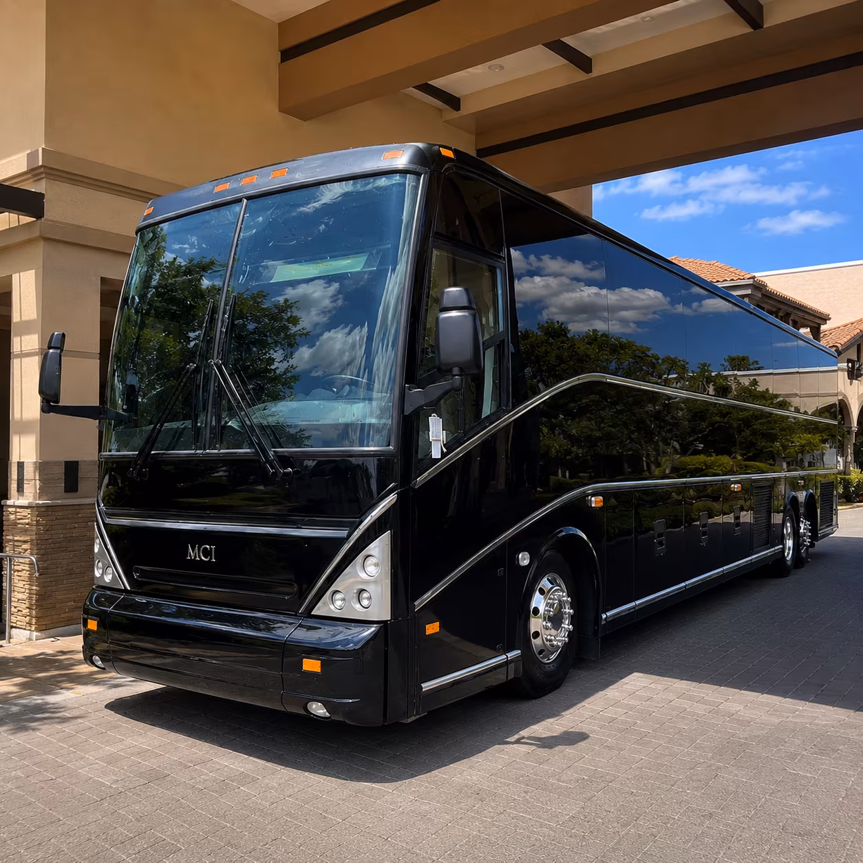 santa maria 56 passenger charter bus