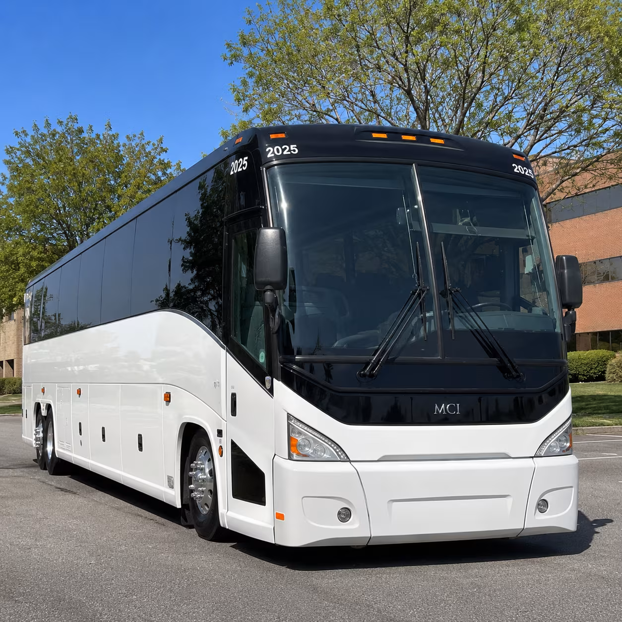 santa maria bus rental service area
