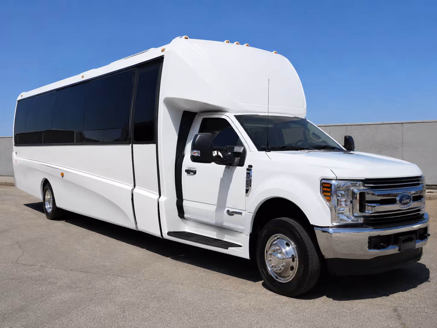 wine country tour buses for the santa maria valley